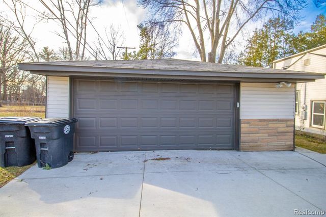 14888 Sunbury Street, Livonia, MI 48154