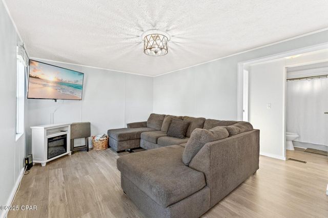 433 Water Oak Circle, Panama City Beach, FL 32408