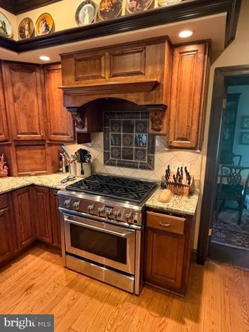 12924 CLOPPER RD, Hagerstown, MD 21742