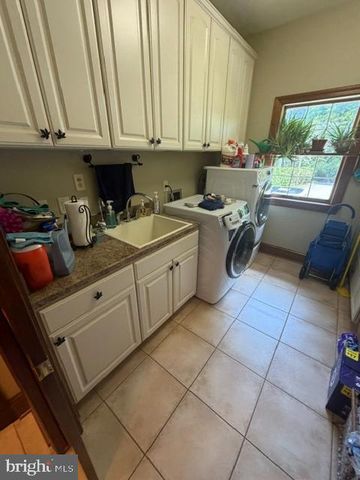 12924 CLOPPER RD, Hagerstown, MD 21742