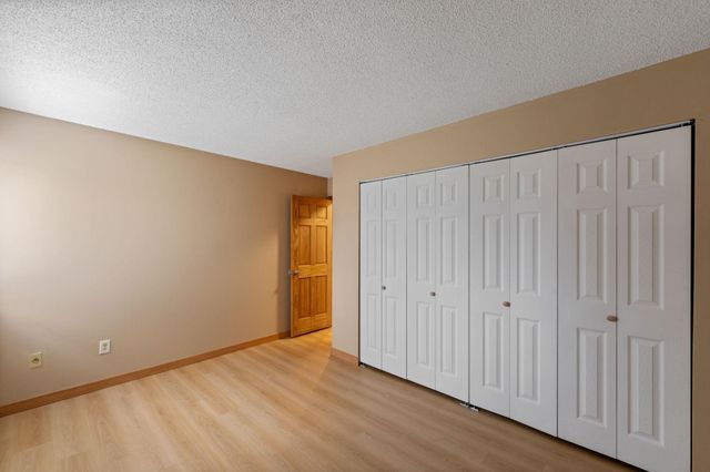7202 72nd Lane N, Brooklyn Park, MN 55428