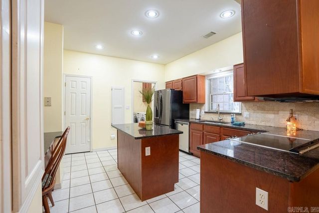 4 Vinegar Hill Lane, Heber Springs, AR 72543