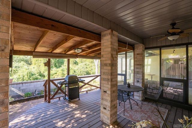 4 Vinegar Hill Lane, Heber Springs, AR 72543