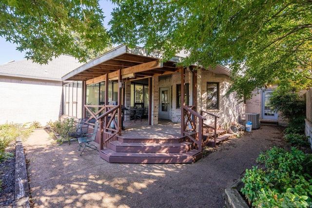 4 Vinegar Hill Lane, Heber Springs, AR 72543