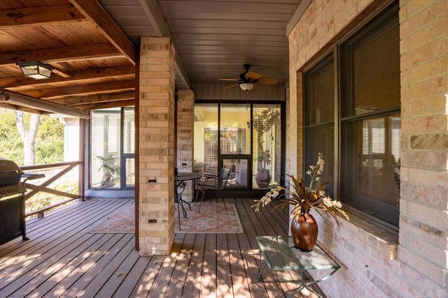 4 Vinegar Hill Lane, Heber Springs, AR 72543