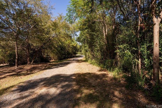 4 Vinegar Hill Lane, Heber Springs, AR 72543