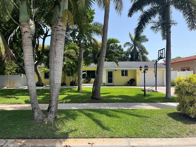620 NE 9th Avenue, Boynton Beach, FL 33435