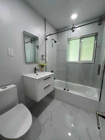 620 NE 9th Avenue, Boynton Beach, FL 33435