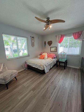 620 NE 9th Avenue, Boynton Beach, FL 33435