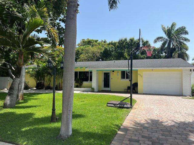620 NE 9th Avenue, Boynton Beach, FL 33435