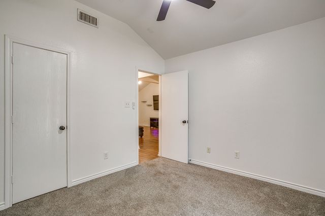 636 Cumberland Drive, Burleson, TX 76028