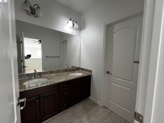 5556 Wells Ln, San Ramon, CA 94582