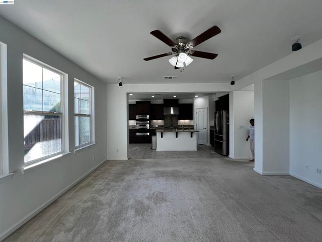 5556 Wells Ln, San Ramon, CA 94582