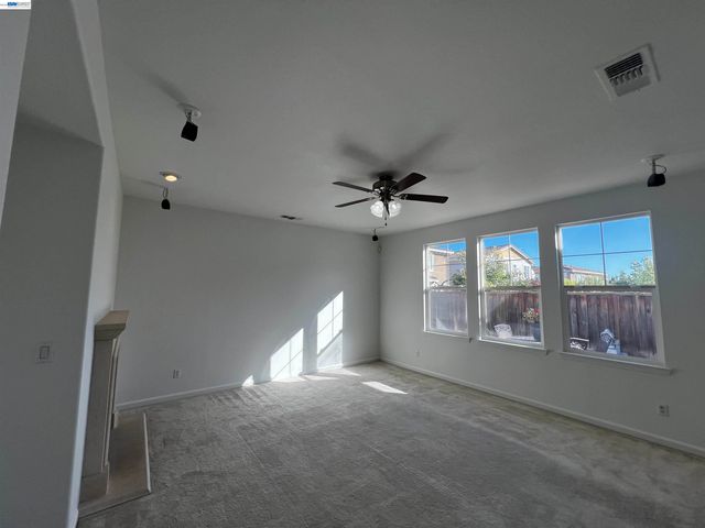 5556 Wells Ln, San Ramon, CA 94582