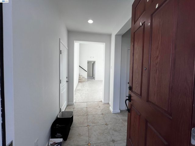 5556 Wells Ln, San Ramon, CA 94582