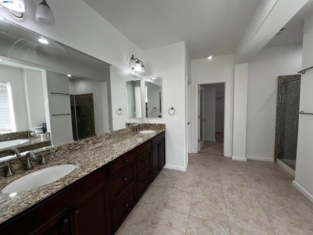 5556 Wells Ln, San Ramon, CA 94582