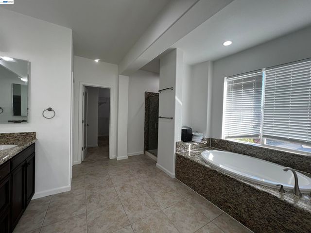5556 Wells Ln, San Ramon, CA 94582