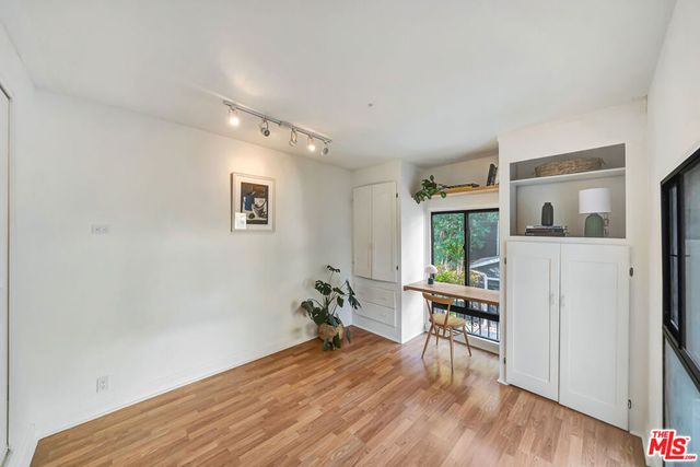 475 Museum Drive, Los Angeles, CA 90065
