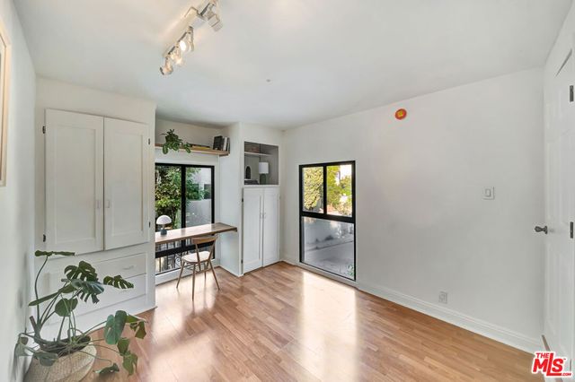 475 Museum Drive, Los Angeles, CA 90065