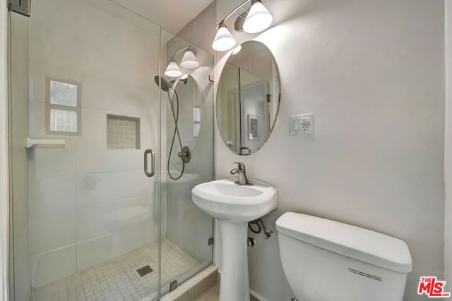 475 Museum Drive, Los Angeles, CA 90065