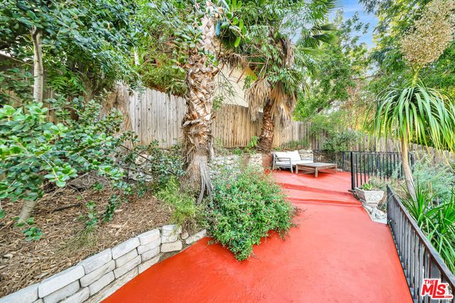 475 Museum Drive, Los Angeles, CA 90065