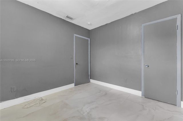2240 NW 175th St, Miami Gardens, FL 33056
