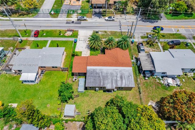 2240 NW 175th St, Miami Gardens, FL 33056