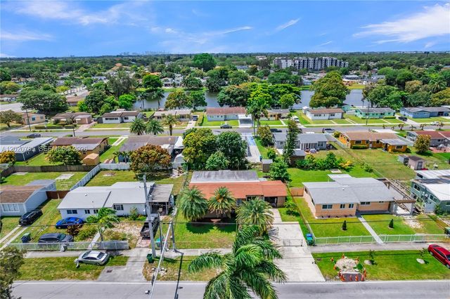 2240 NW 175th St, Miami Gardens, FL 33056