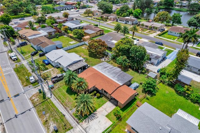 2240 NW 175th St, Miami Gardens, FL 33056