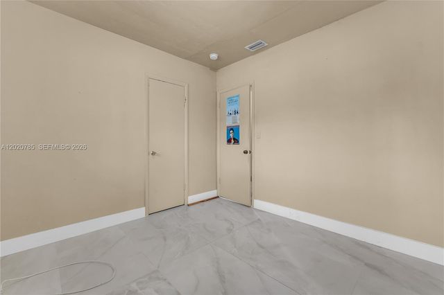 2240 NW 175th St, Miami Gardens, FL 33056