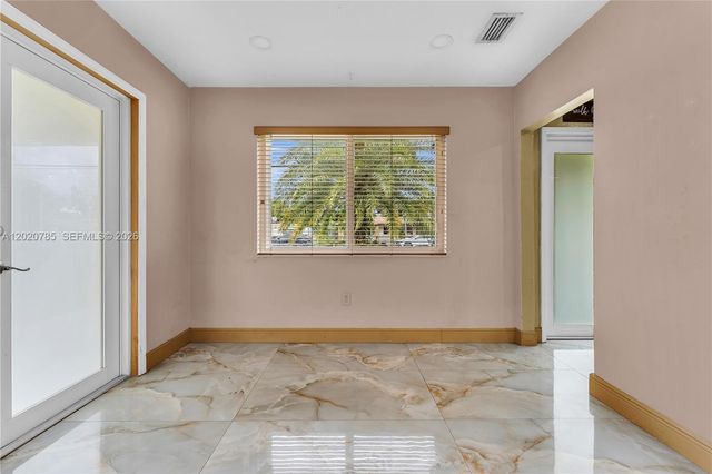 2240 NW 175th St, Miami Gardens, FL 33056