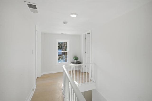 436 Holyoke St, Ludlow, MA 01056