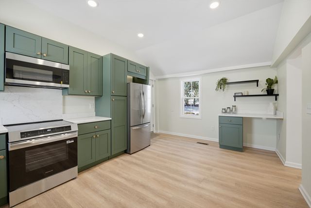 436 Holyoke St, Ludlow, MA 01056