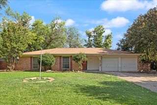 1003 Chamblee Court, Arlington, TX 76014