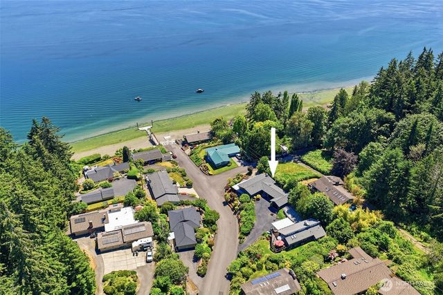 2101 Beverly Beach Drive NW, Olympia, WA 98502