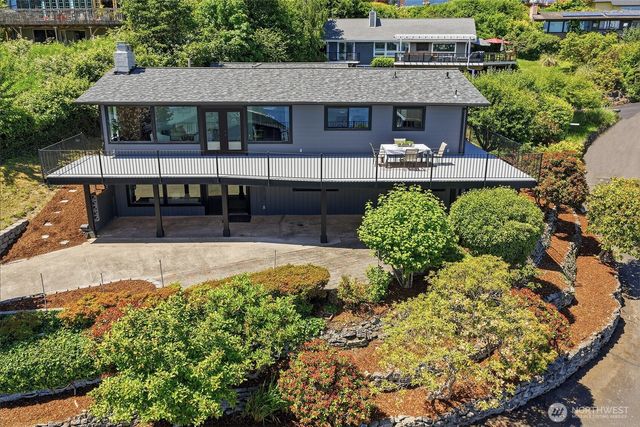 2101 Beverly Beach Drive NW, Olympia, WA 98502