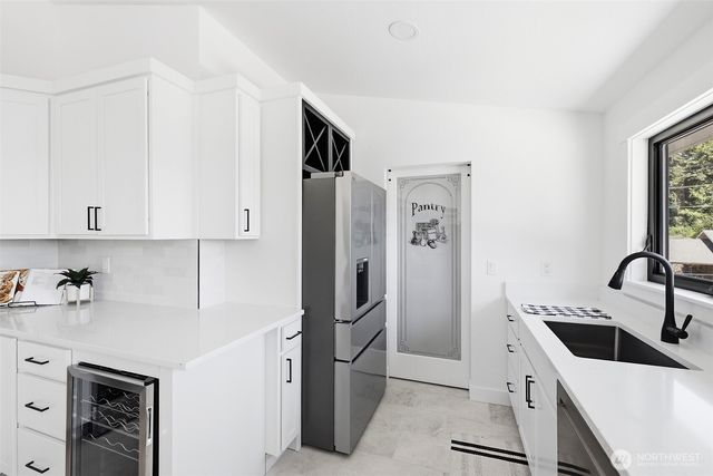 2101 Beverly Beach Drive NW, Olympia, WA 98502