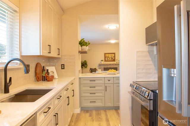 1416 SW 352nd Court, Federal Way, WA 98023