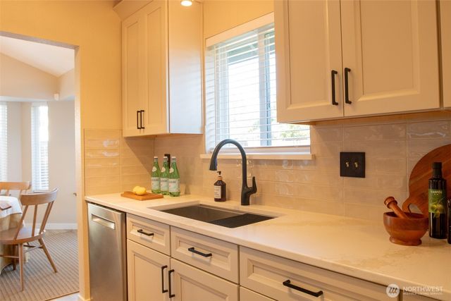 1416 SW 352nd Court, Federal Way, WA 98023