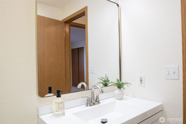 1416 SW 352nd Court, Federal Way, WA 98023