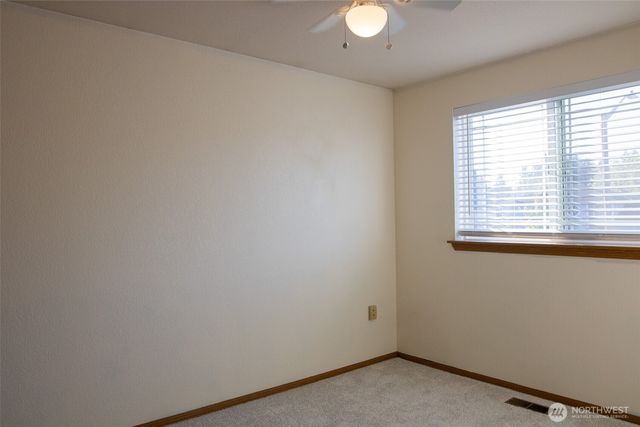 1416 SW 352nd Court, Federal Way, WA 98023