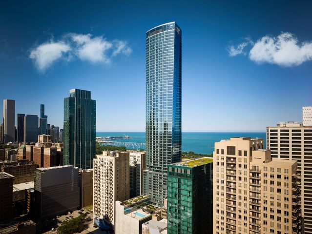 1000 S Michigan Avenue 7104-A, Chicago, IL 60605