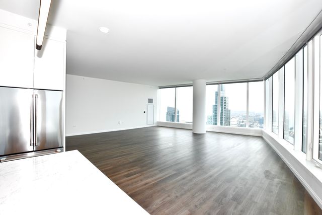 1000 S Michigan Avenue 7104-A, Chicago, IL 60605