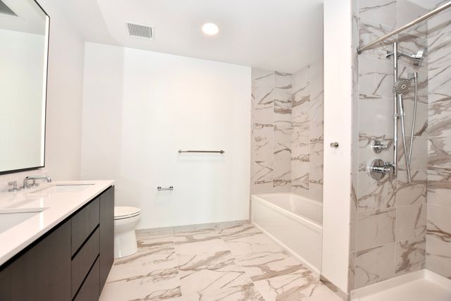 1000 S Michigan Avenue 7104-A, Chicago, IL 60605