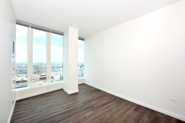 1000 S Michigan Avenue 7104-A, Chicago, IL 60605