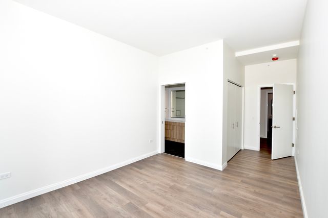 1000 S Michigan Avenue 7104-A, Chicago, IL 60605