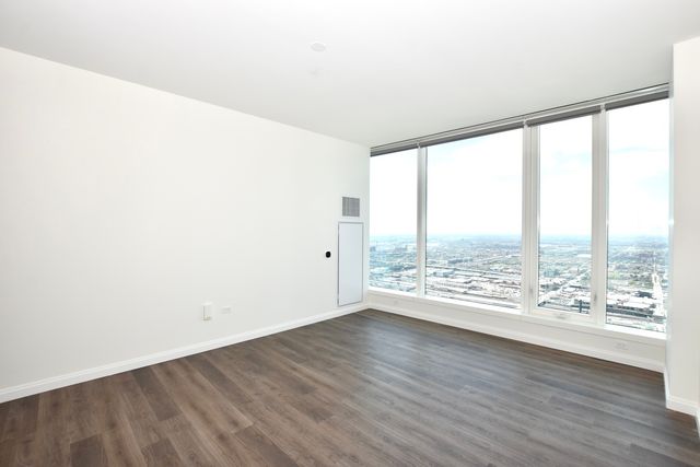 1000 S Michigan Avenue 7104-A, Chicago, IL 60605