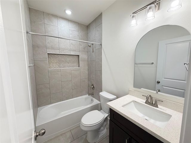 527 Autumn Lane, Livingston, TX 77351