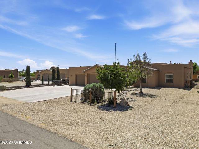 8354 Rancho Vista Loop, La Mesa, NM 88044