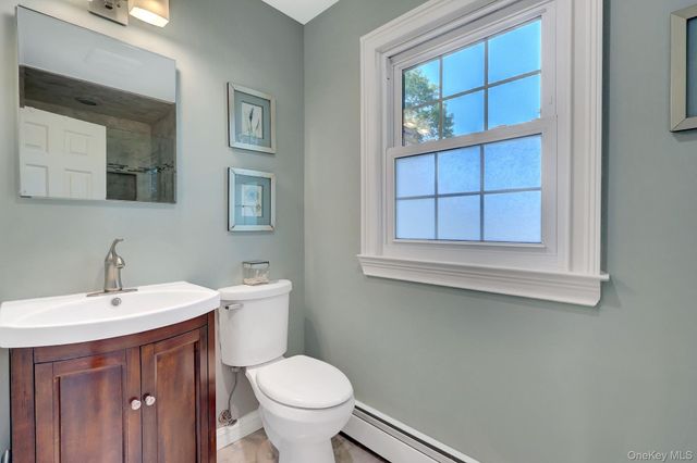 24 Fox Road, East Setauket, NY 11733